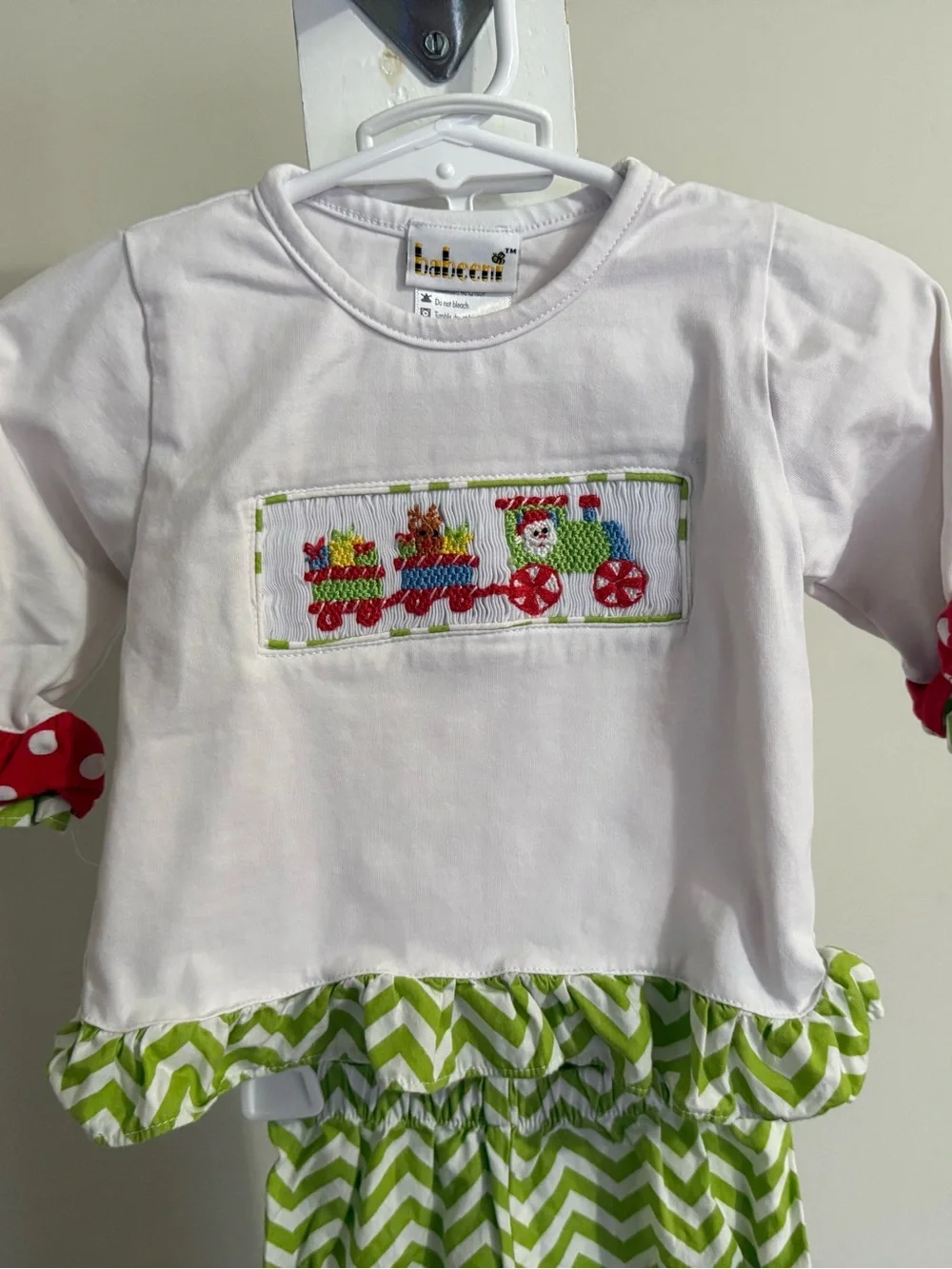 Babeeni adorable smocked
